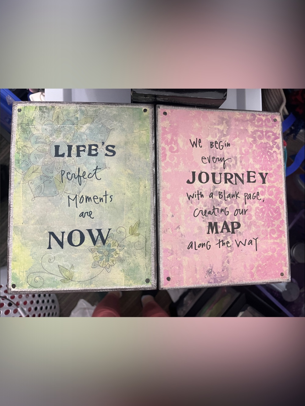 Demdaco Green and Pink Inspirational Wall Plaque Set